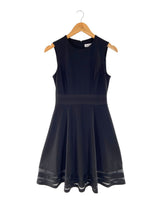 Vestido midi falda amplia