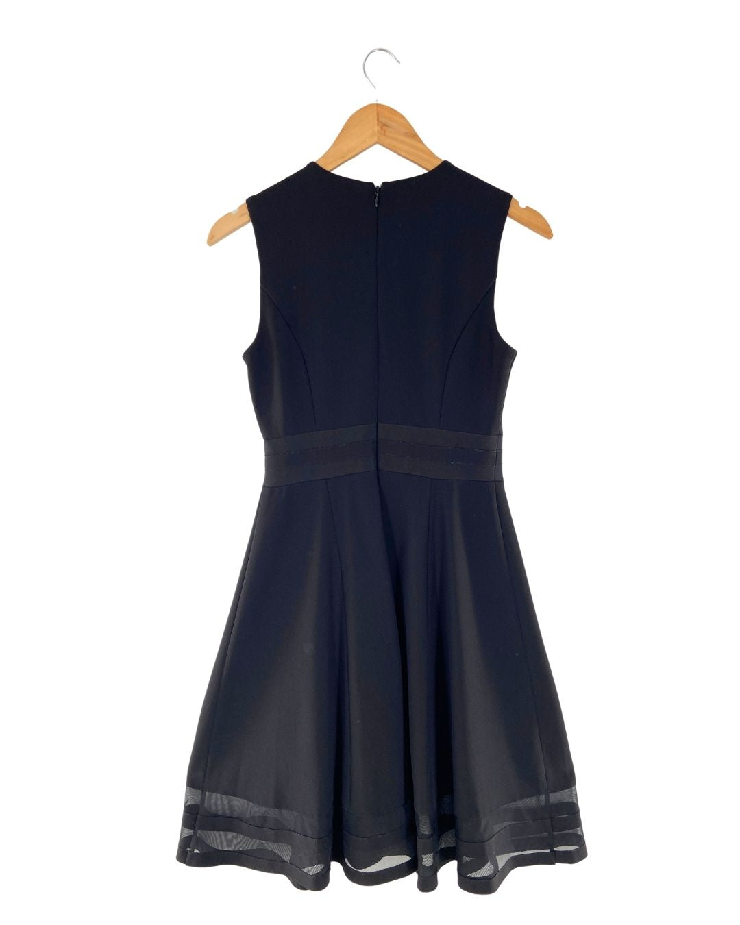 Vestido midi falda amplia
