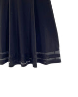 Vestido midi falda amplia