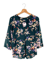 Blusa satinada print flores