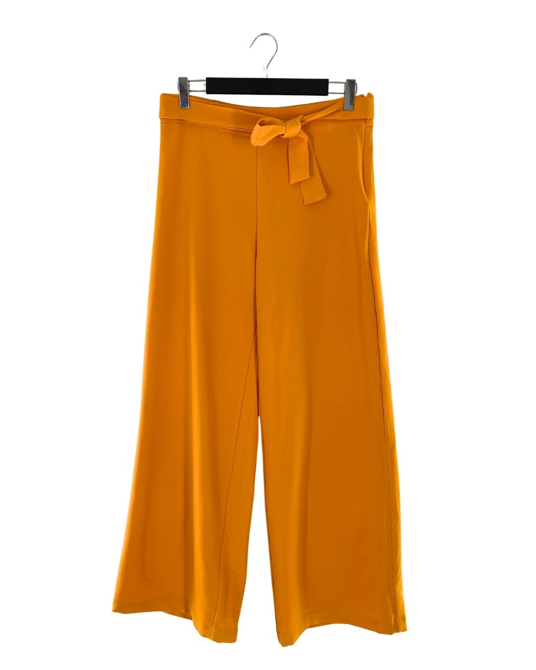 Pantalon palazzo con cinturon