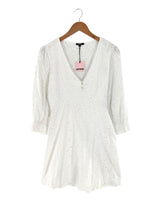 Vestido mini en ojalillo