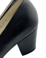 Stiletos tacon medio en cuero