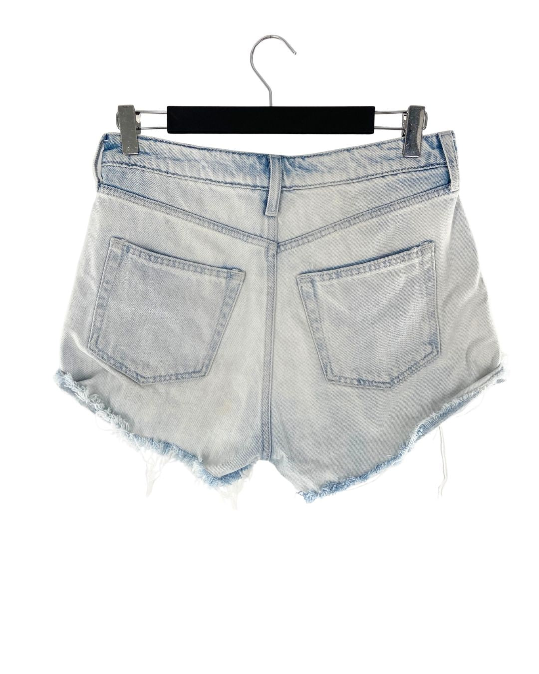 Short mini abotonado en denim