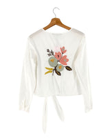 Blusa manga larga con bordado