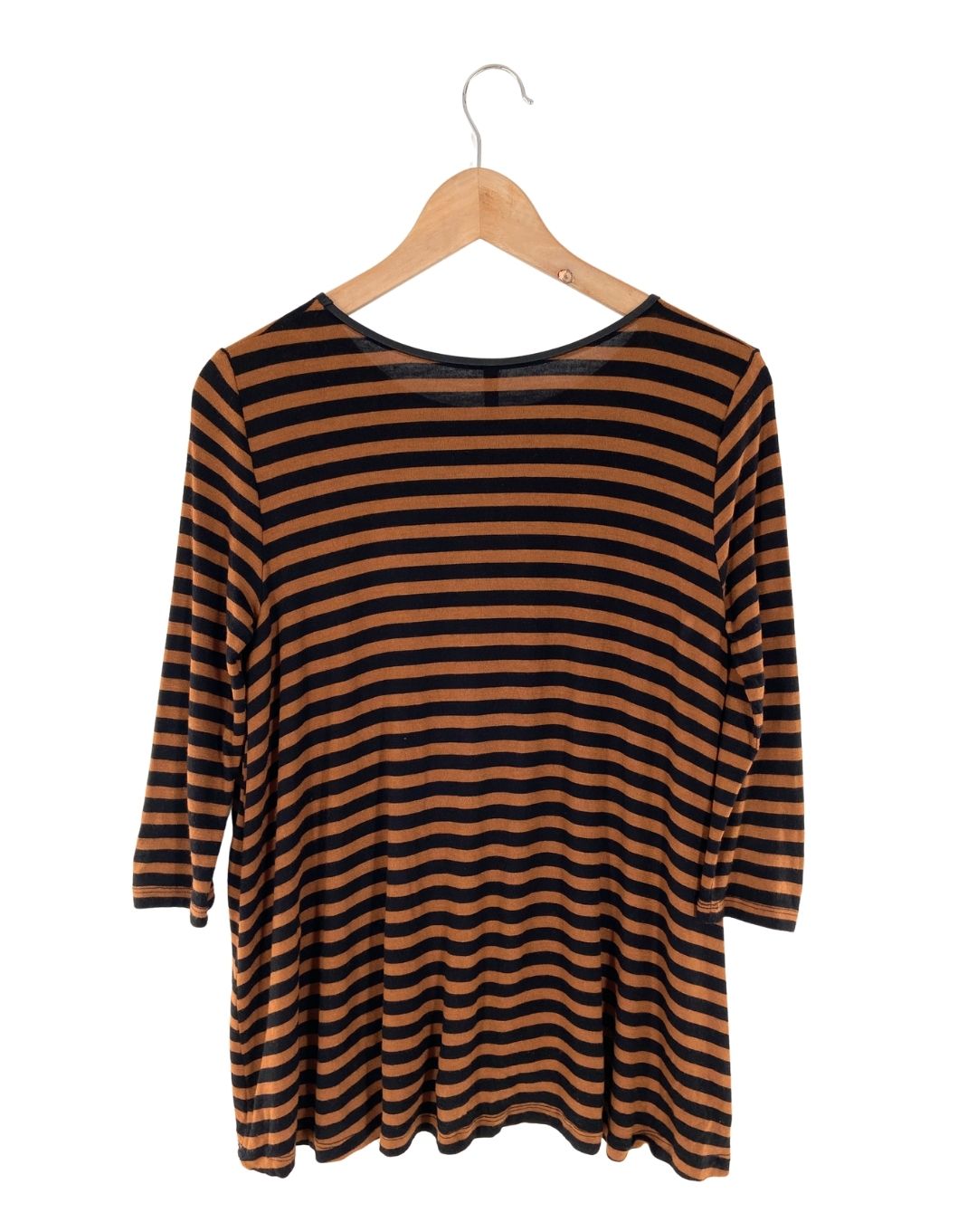 Blusa amplia a franjas