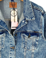 Chaqueta en denim abotonada