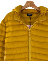 Chaqueta acolchada con capota