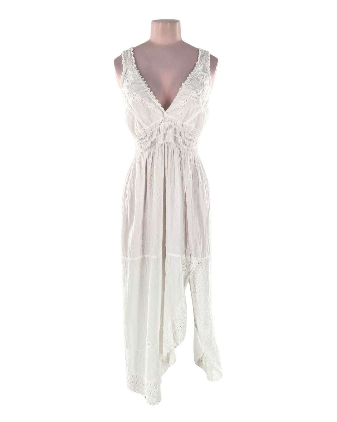 Vestido de tiras con bordados