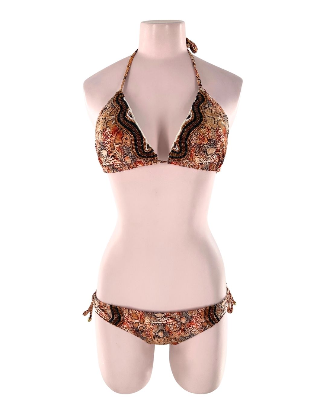 Bikini anudado con mostacillas