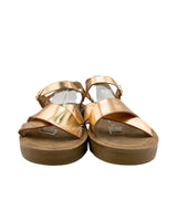 Sandalias ajustables