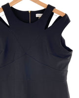 Vestido midi cut out en hombro