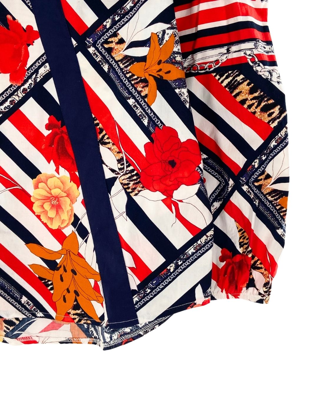 Blusa cuello amplio con print