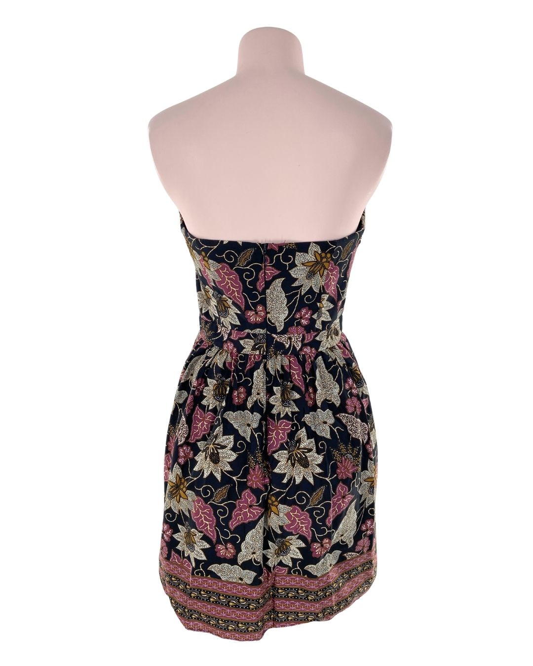 Vestido strapless print flores