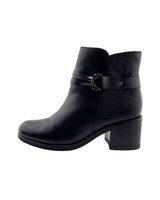 Botines con textura en talones