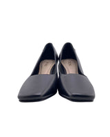 Stilettos tacon y  punta cuadra