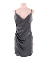 Vestido mini satinado de tiras