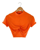 Blusa crop canale anudada