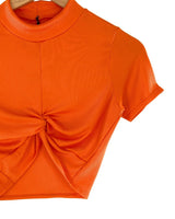 Blusa crop canale anudada