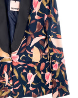Blazer un boton print flores