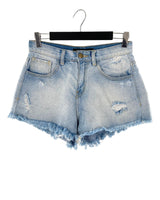 Short mini con desgastes