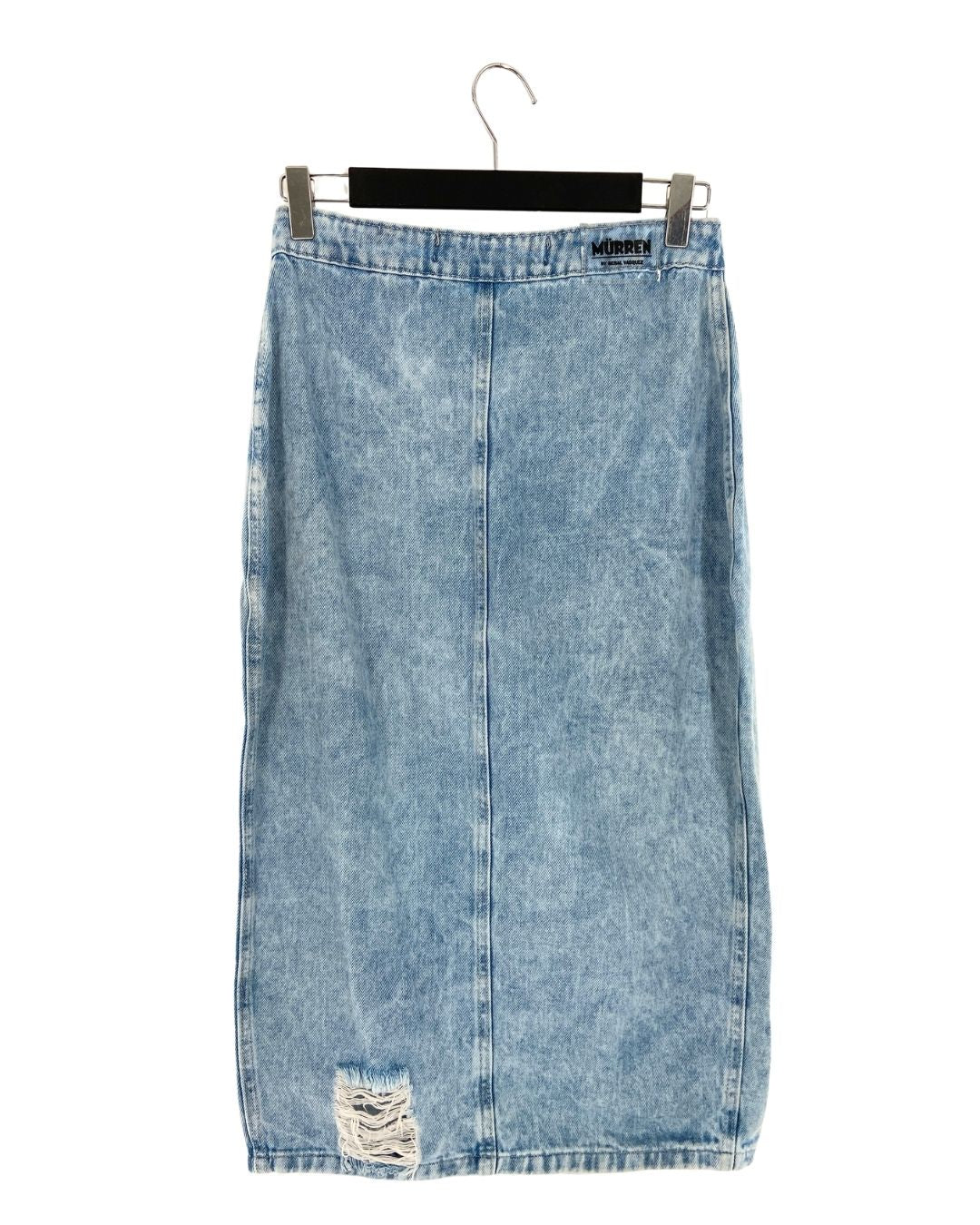 Falda midi en denim abotonada