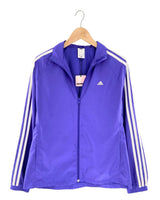 Chaqueta deportiva con lineas