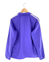 Chaqueta deportiva con lineas