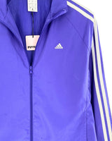 Chaqueta deportiva con lineas