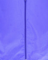 Chaqueta deportiva con lineas