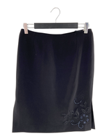 Falda midi suit con bordado
