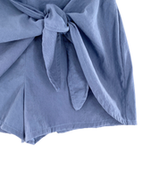 Short mini anudado