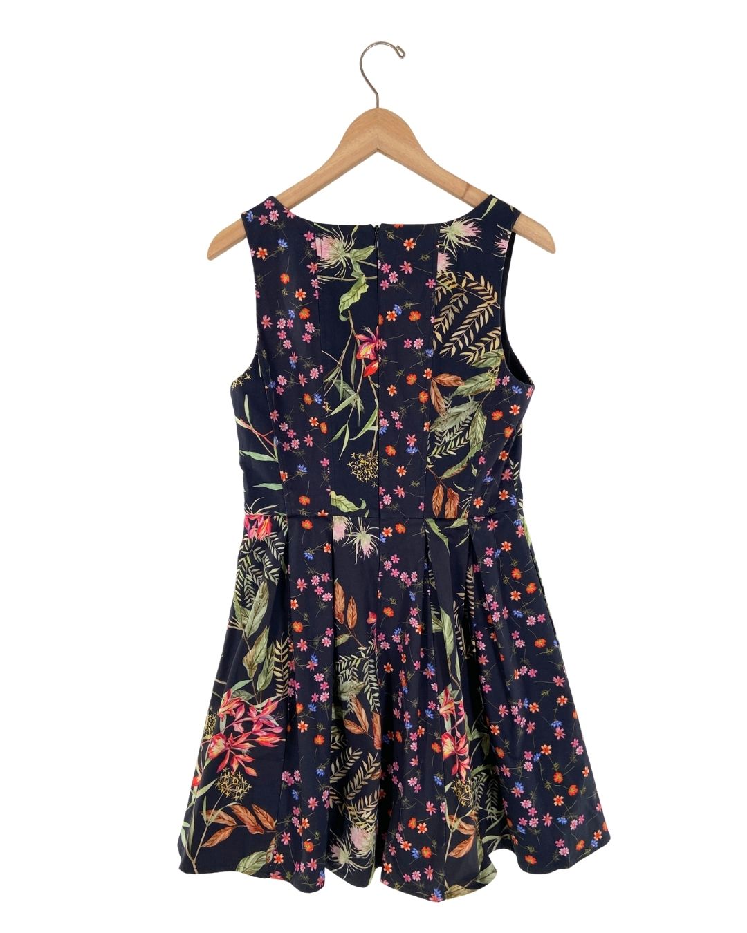 Vestido con prenses print