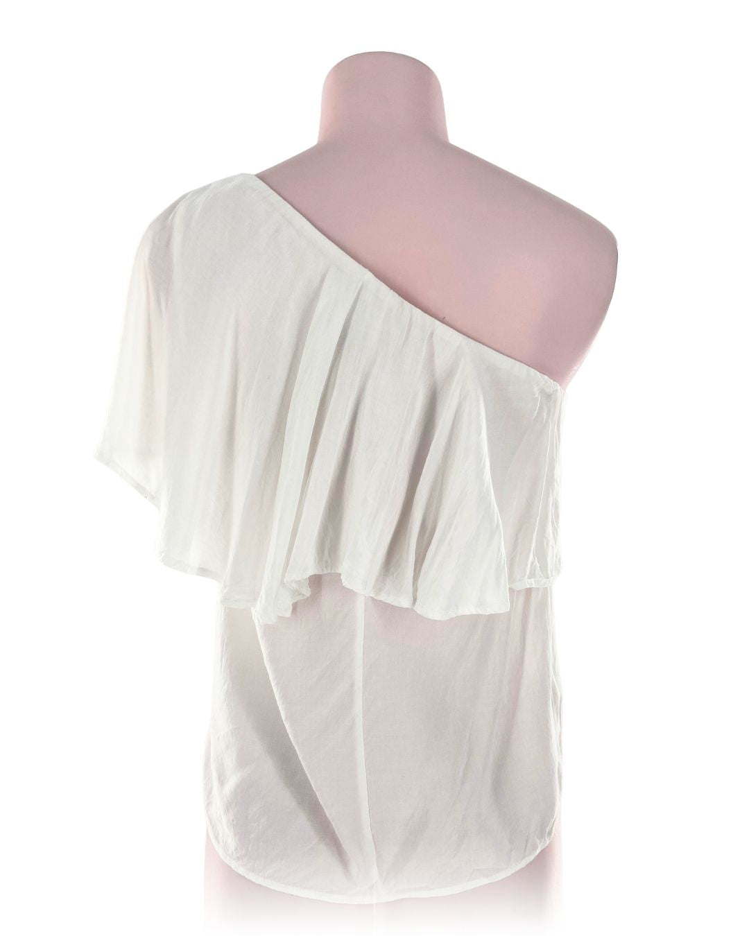 Blusa one shoulder con vuelo