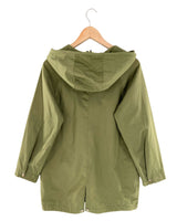Chaqueta con capota