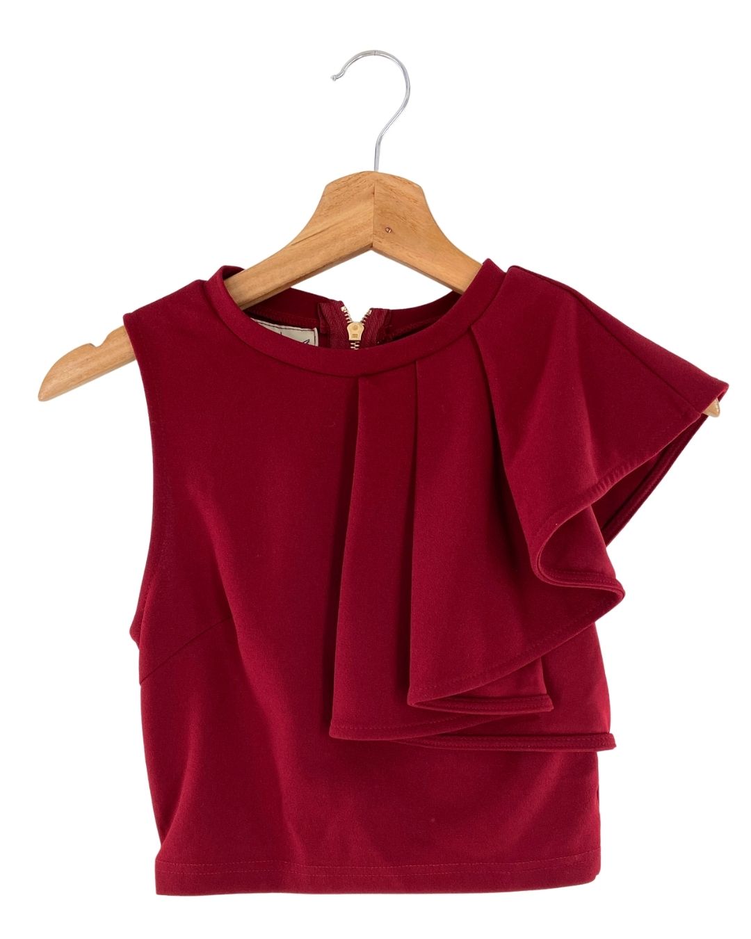 Blusa crop con vuelo en hombro