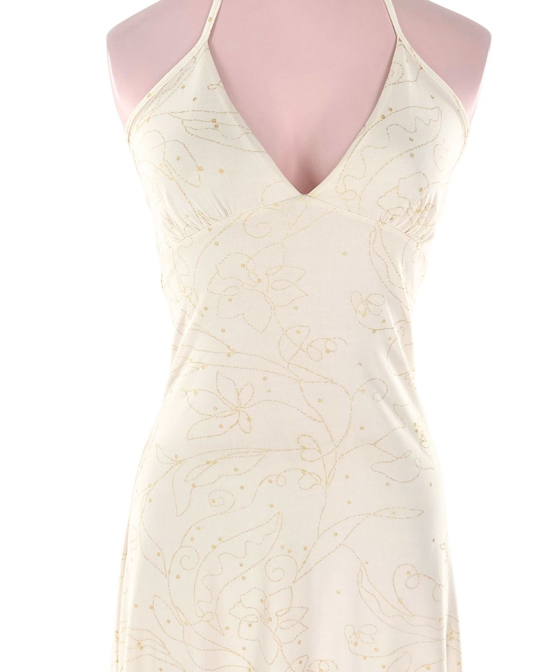 Vestido al cuello diseño