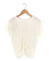 Camiseta en algodon anudada