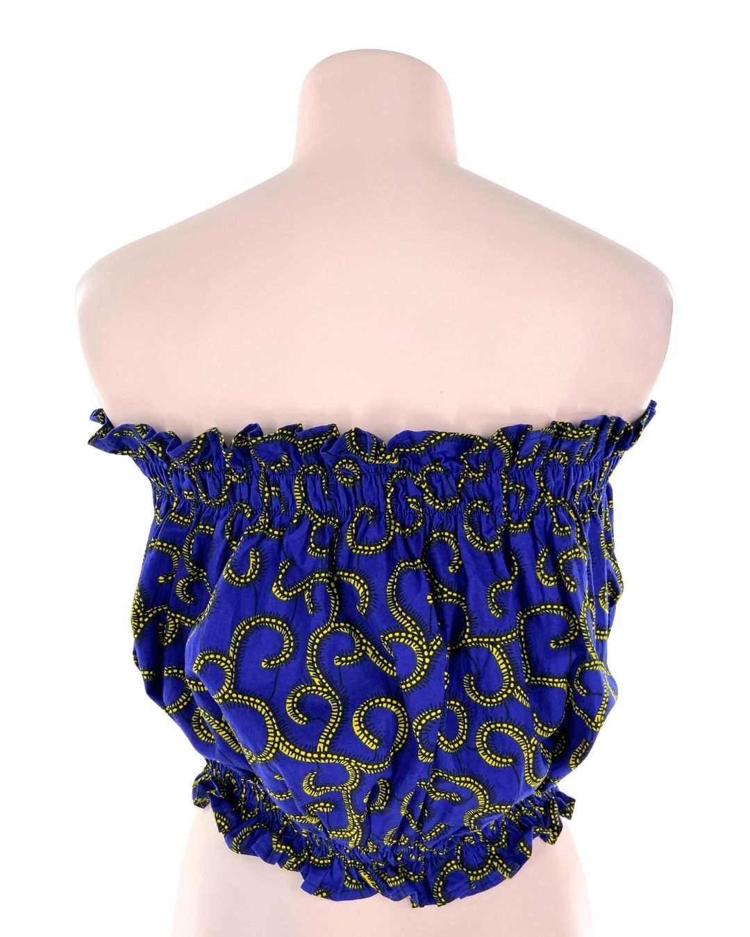 Blusa strapless encauchada