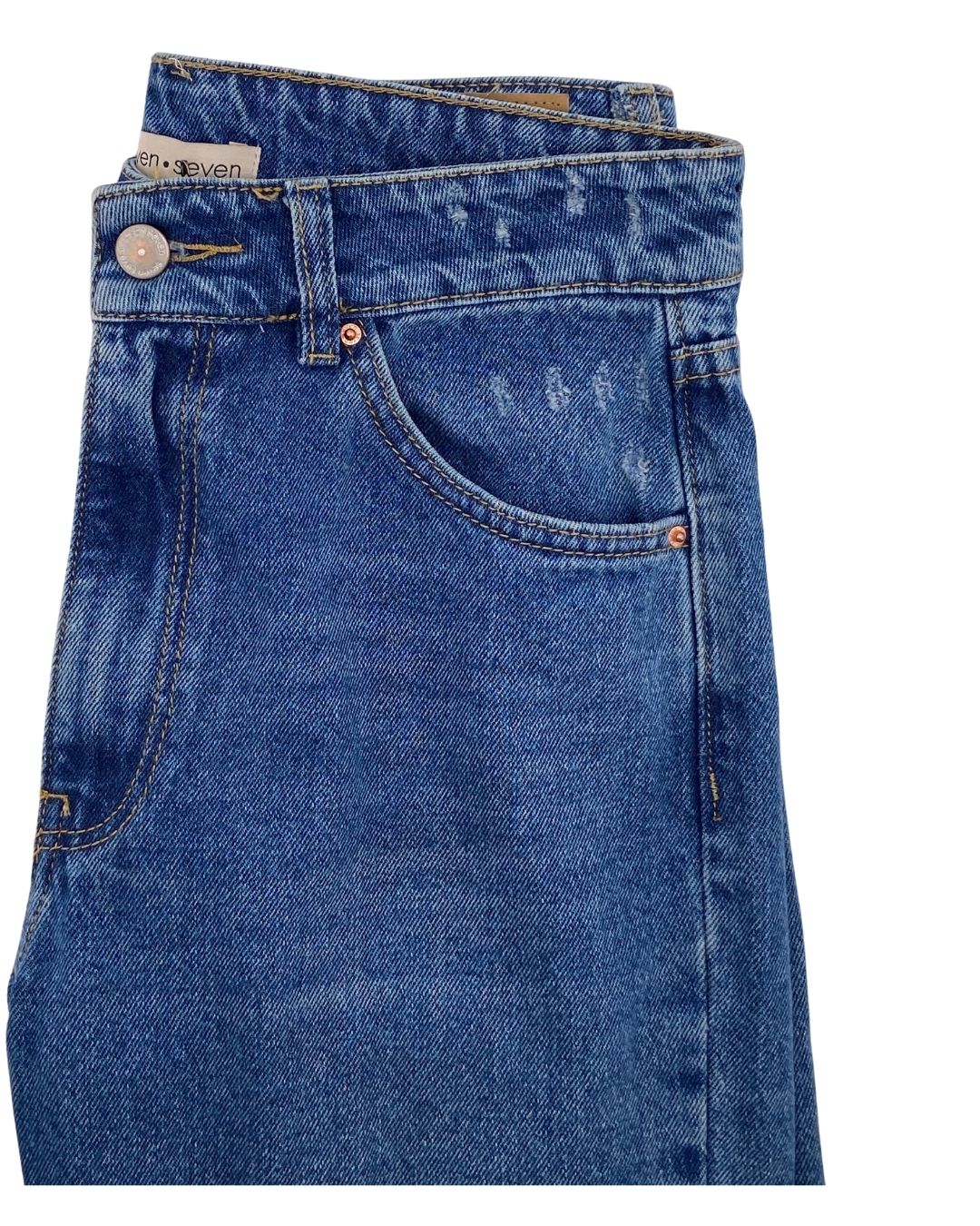Mom jean rigido destroyed