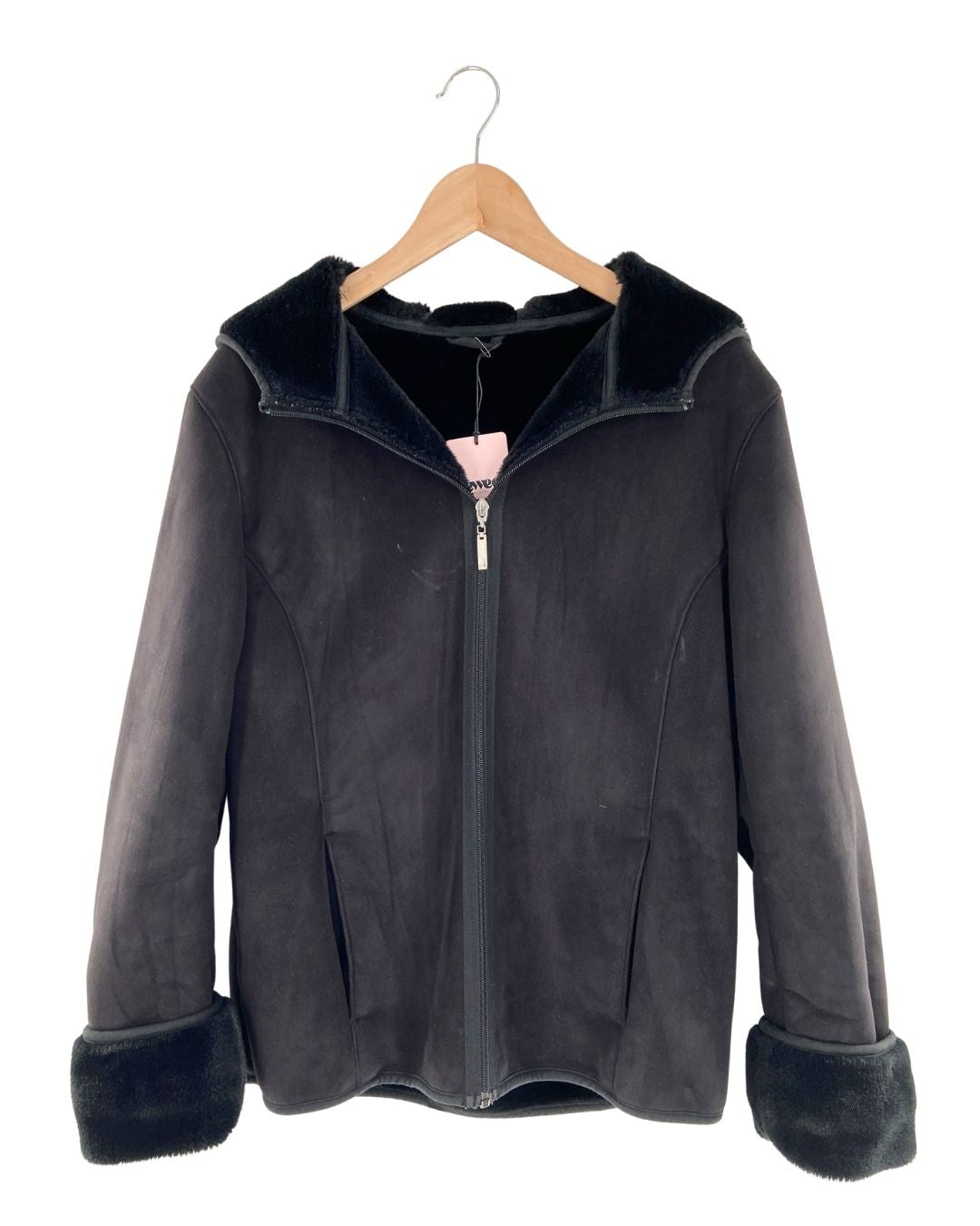 Chaqueta con capota afelpada