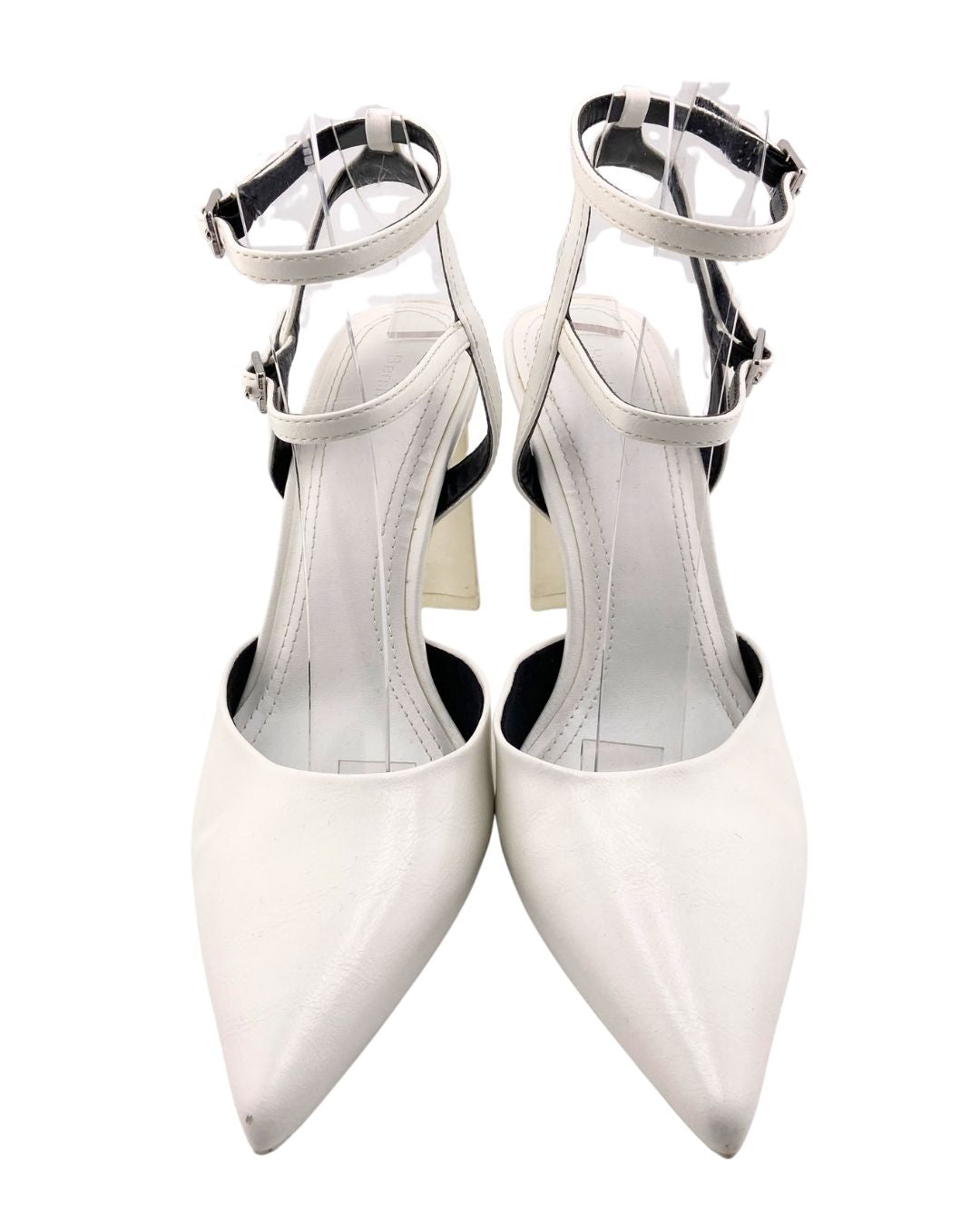 Stilettos con correas