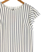 Vestido recto a rayas vuelos