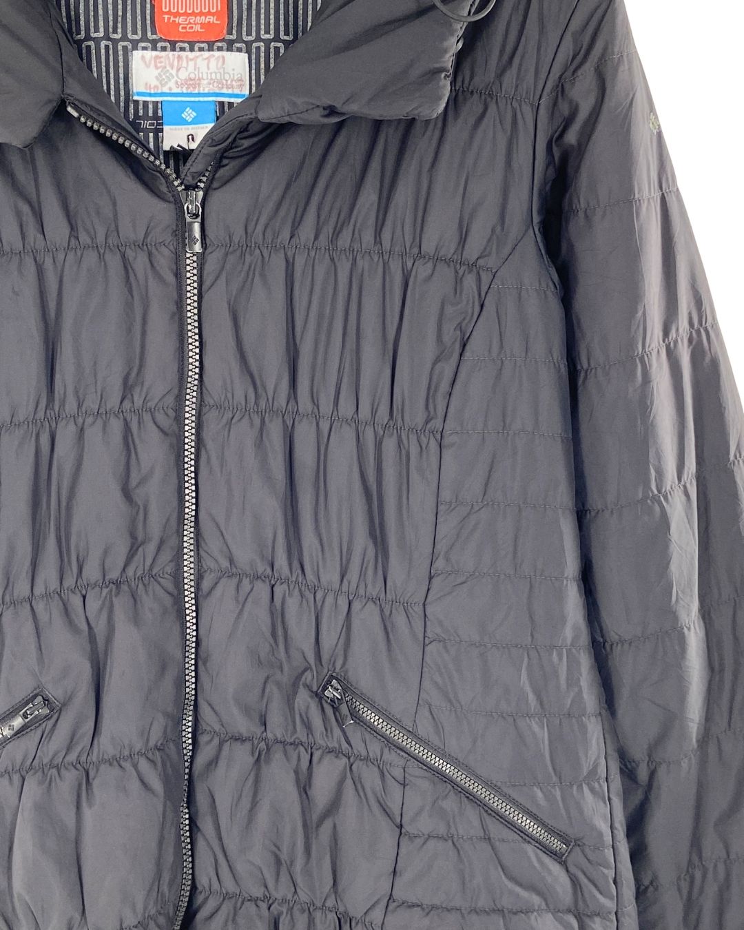 Chaqueta acolchada con capota