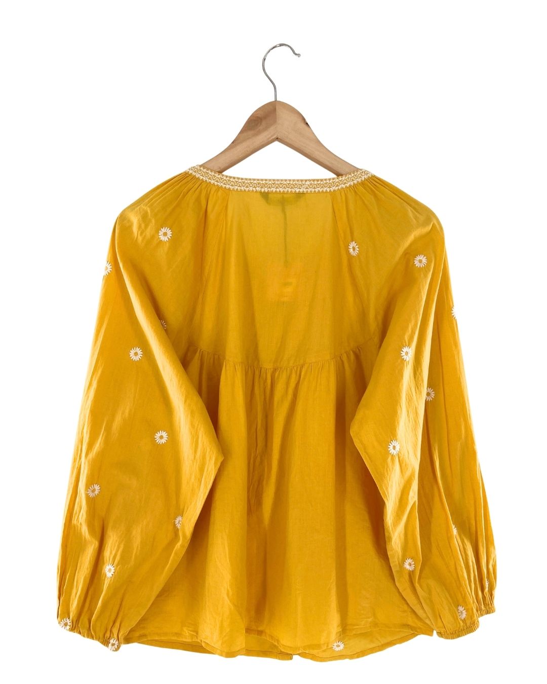 Blusa manga larga con flores