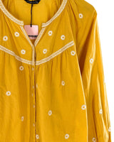 Blusa manga larga con flores