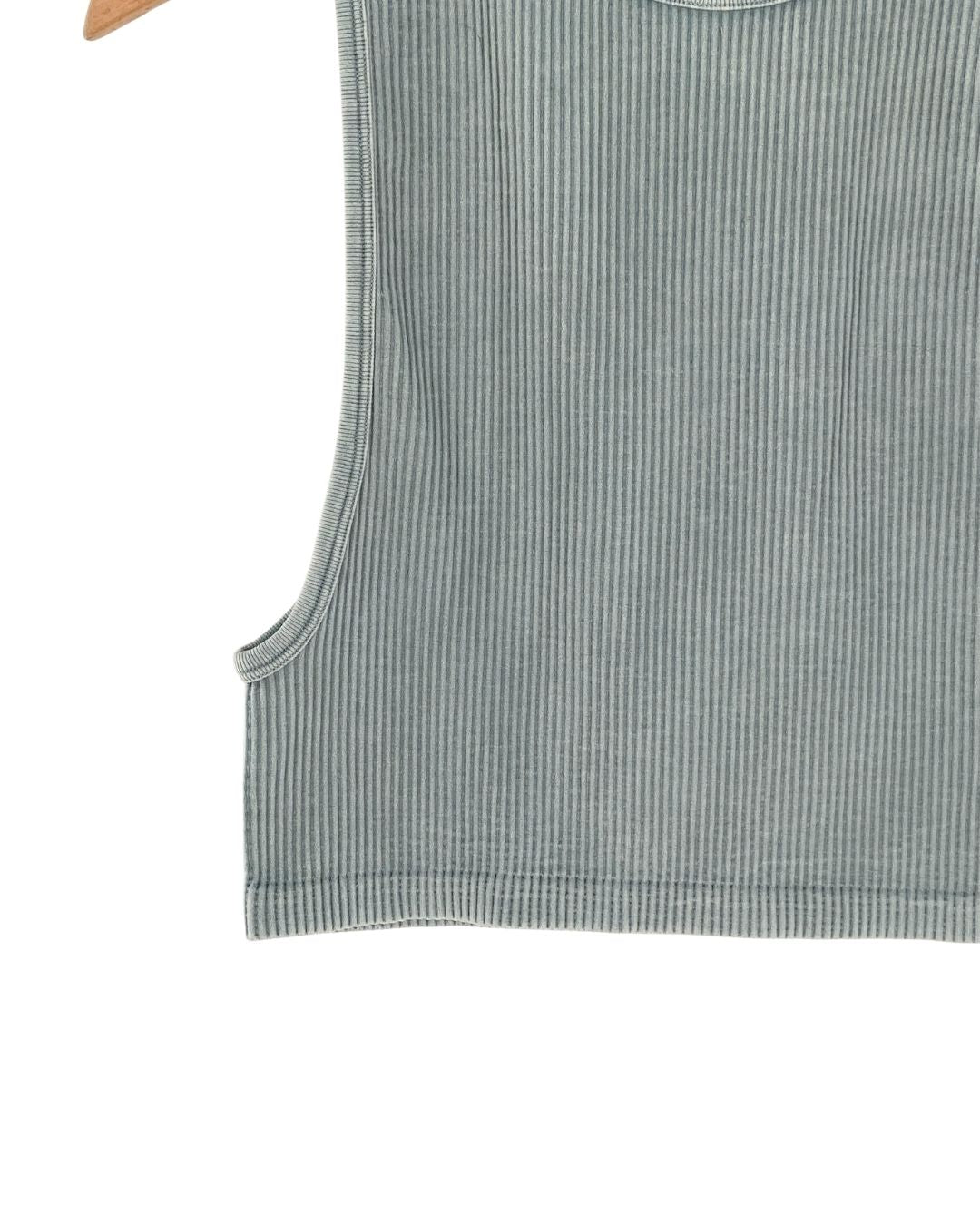 Top tank stretch canale