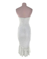 Vestido strapless  en blonda