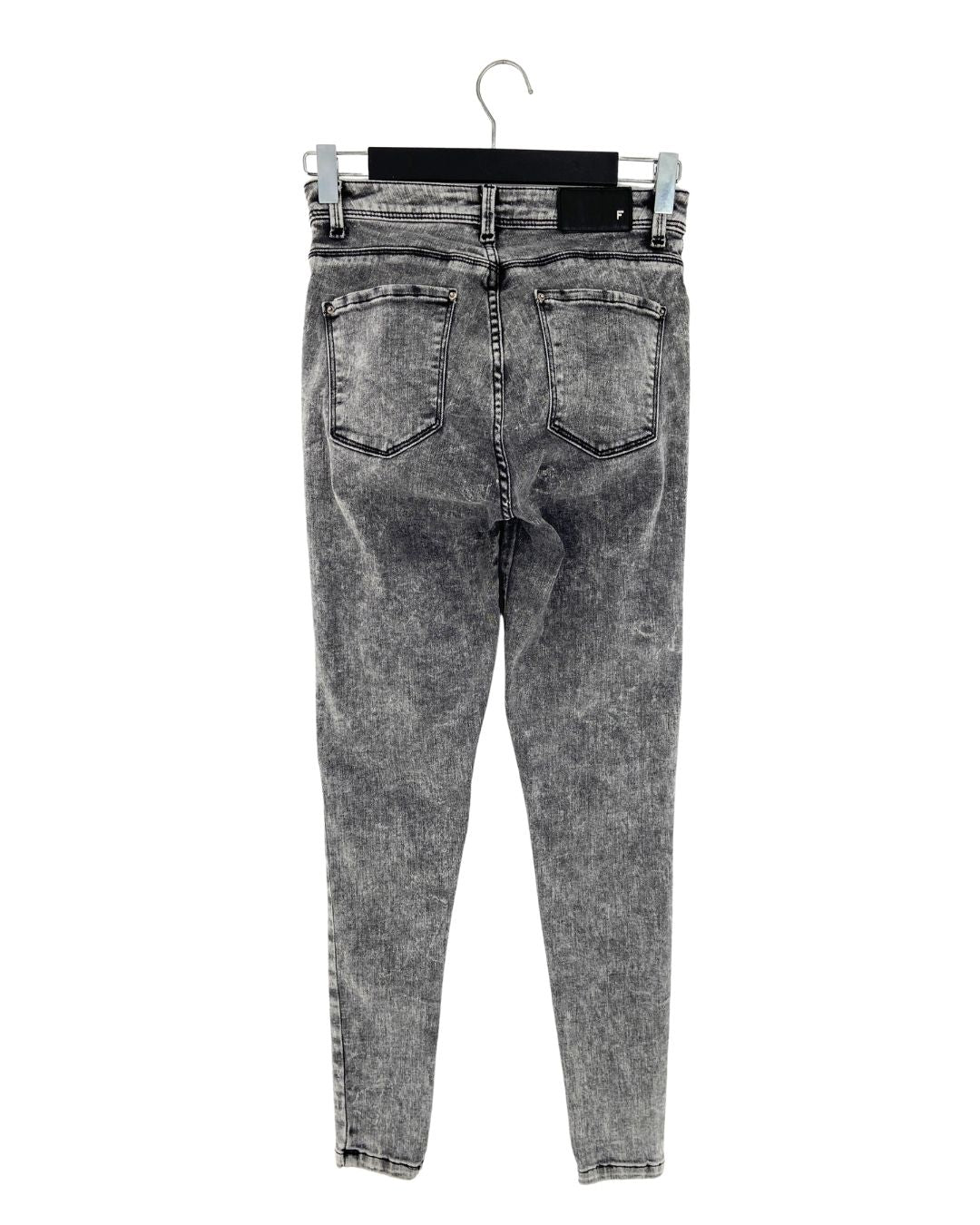 Skinny jean stretch