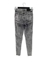 Skinny jean stretch